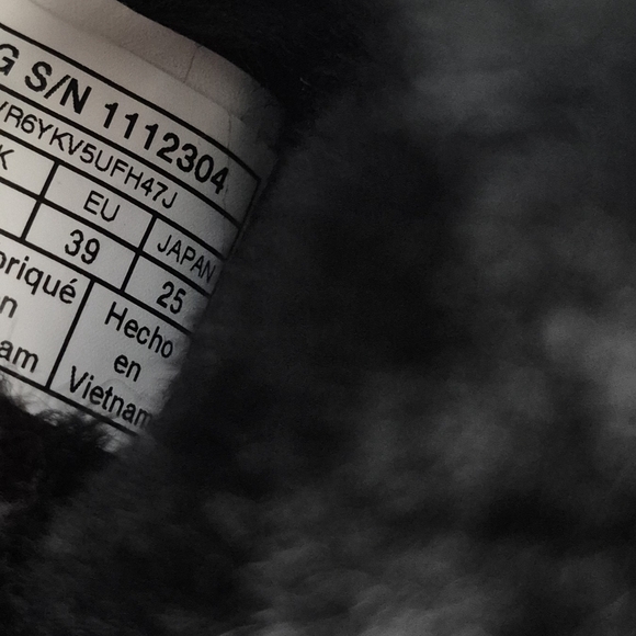 UGG Australia Scuffette II Stellar Multicolored Sequin Slip-On Slippers - Size 8 - Picture 12 of 14